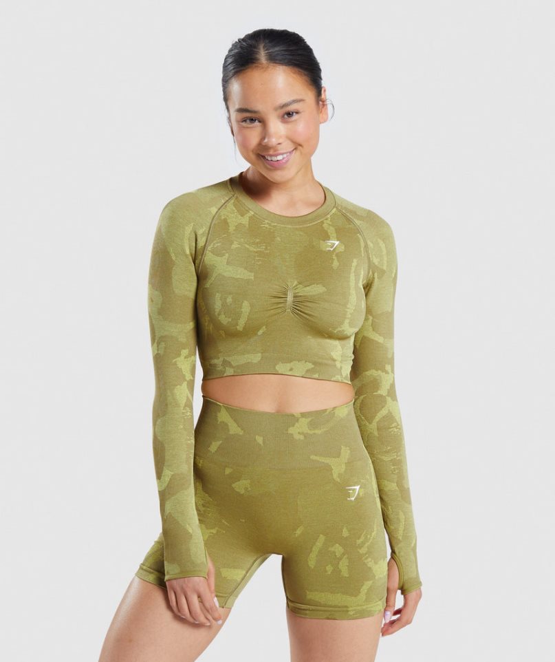 Women\'s Gymshark Adapt Camo Seamless Long Sleeve Cropped Tops Green | CA NA7D01